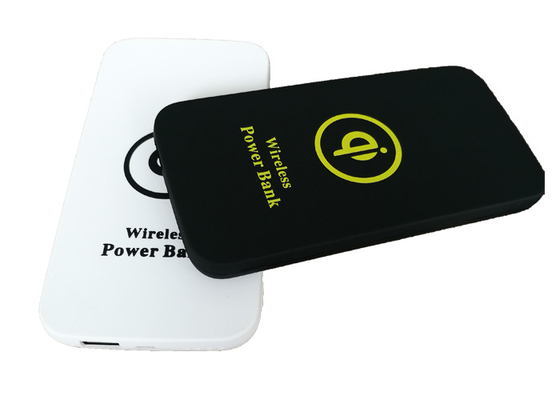 Fast Charging 5V 2A HG15 6000mAh Portable Power Bank , Micro Input Usb Output Wireless Power Bank